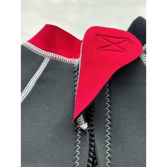 Hisea‎ Kids Scuba Donkey Neoprene Wetsuit Size 12, Black W/Red Trim - Picture 7 of 9